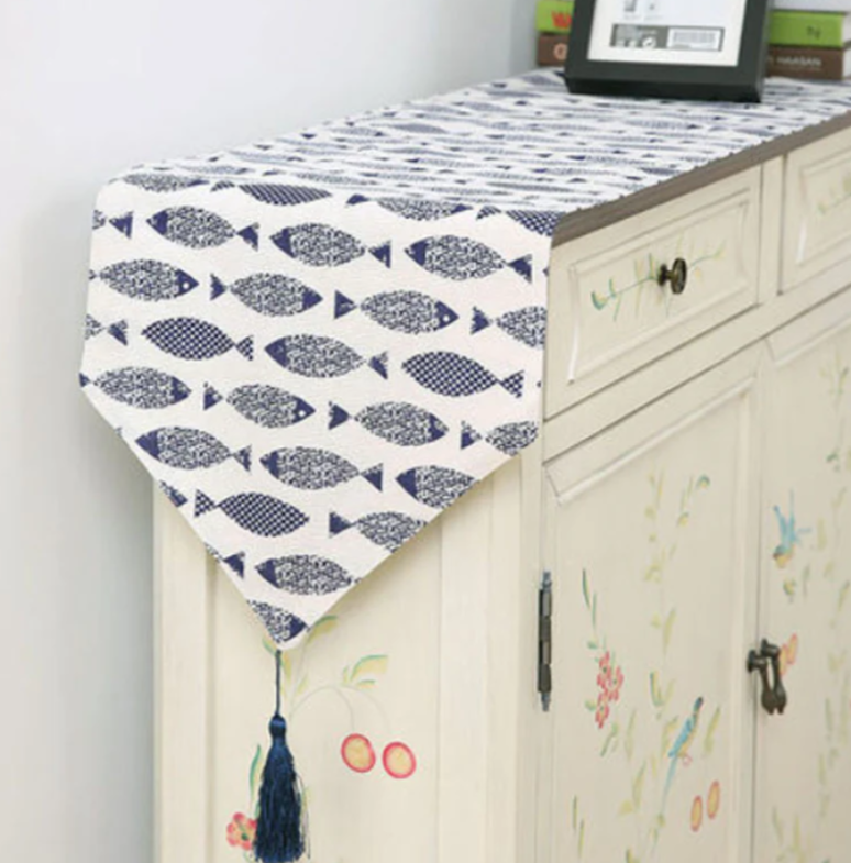 Geometric Table Runner